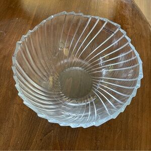 Mikasa Crystal Radiance 9 1/2" Hostess Bowl